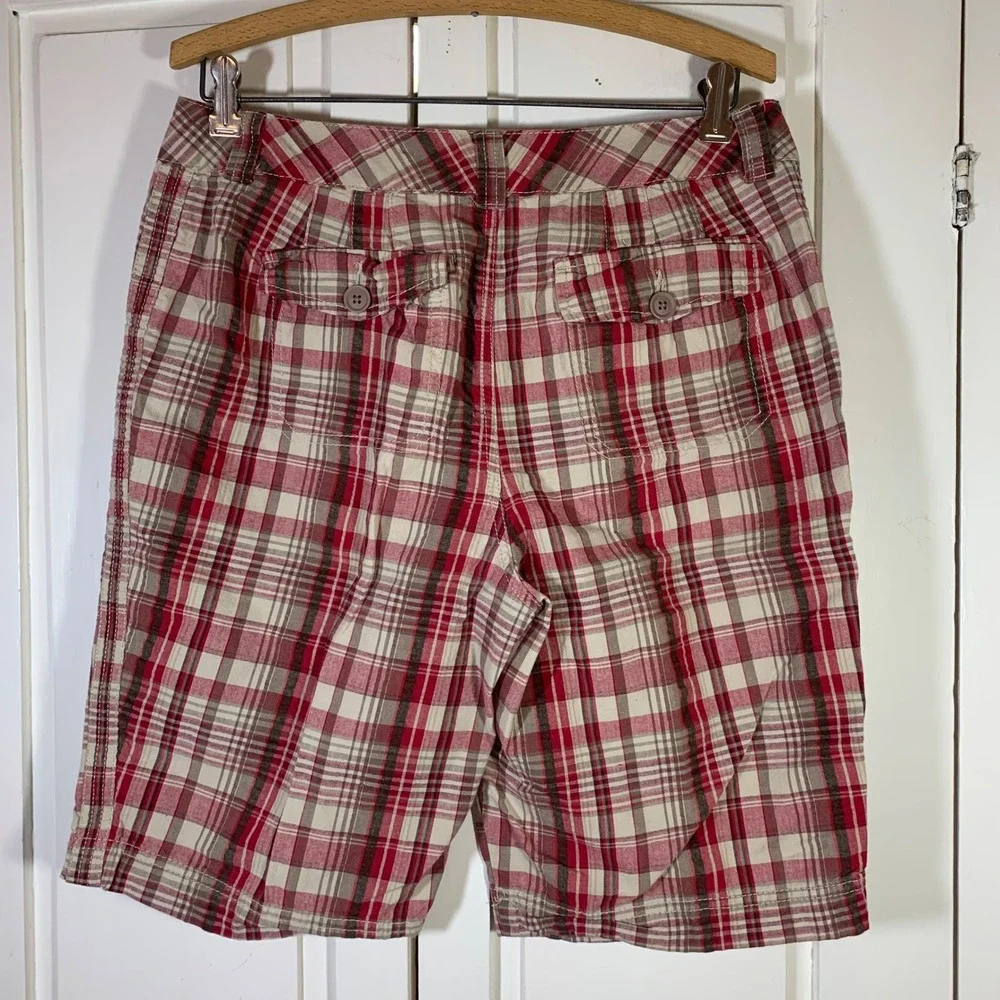 St Johns Bay Womens Plaid Shorts‎ Red Tan Cotton Size 10 Bermuda Casual Outdoors